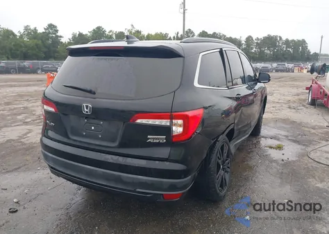 2021 Honda Pilot Awd Special Edition z USA, uszkodzony, nr VIN 5FNYF6H20MB012053